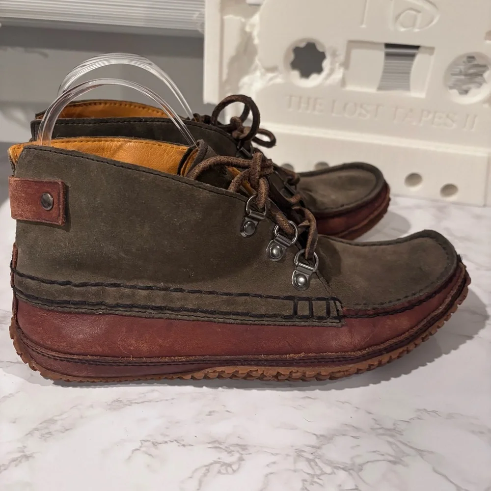 L.L. Bean Men’s Leather Moc Chukka Boots Brown Green Lace-Up Rugged Outdoor